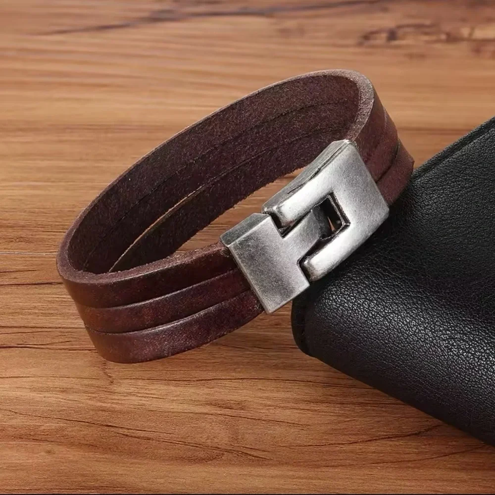 Double Layer Toggle-clasp PU Leather Bracelet For Men Brown